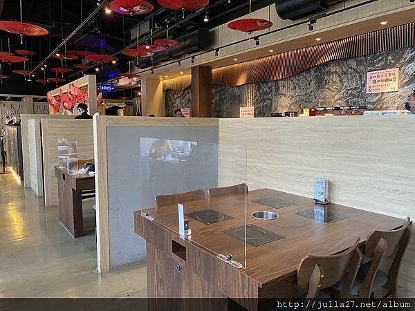 20221006_061406106_iOS