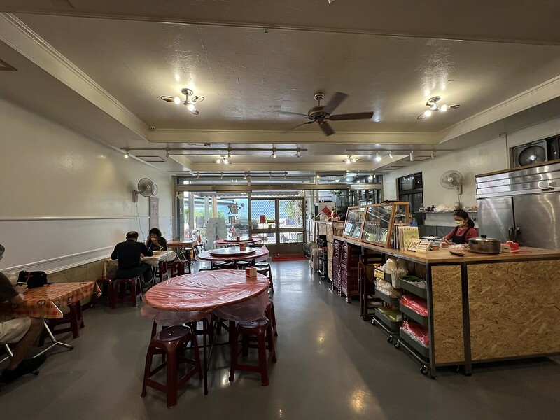 【台灣，嘉義縣，阿里山】在地的好滋味，街角永富苦茶油雞(允裕餐飲)。（阿里山美食/樂野部落美食A