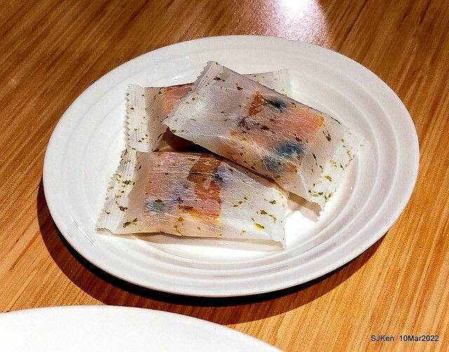 「鯉魚 The Carp」餐廳(Taiwanese & Japanese dishes restaurant), mullet roe fried rice , spicy fried noodle &Matsusaka meat ramen), Taipei, Taiwan, Mar 11, 2022.