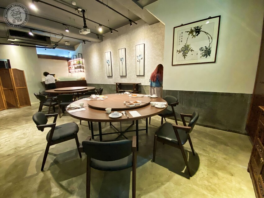 【 難定私廚 】2023春夏新菜上桌囉!法國進口正龍鱈外酥內鮮嫩讓人口水直流,用15年陳皮浸泡後烤出的烤鴨肉