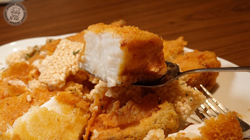 【 難定私廚 】2023春夏新菜上桌囉!法國進口正龍鱈外酥內鮮嫩讓人口水直流,用15年陳皮浸泡後烤出的烤鴨肉