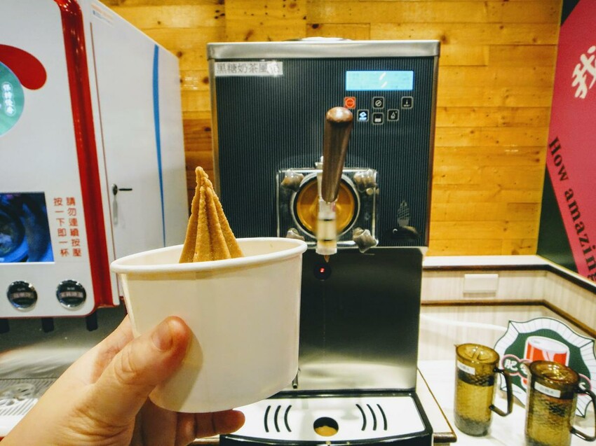 【美食】「狂一鍋 三重重新店」新台式火鍋，肉多多火鍋新品牌、