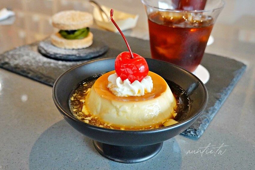 【台北】圓山站｜Coftail Taipei 酒咖，春末 Umai Set ，達克瓦茲、杏仁酒布丁