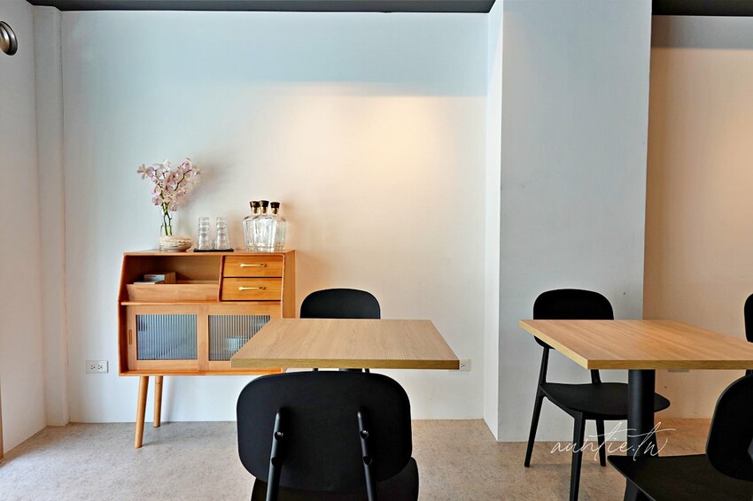 【台北】圓山站｜Coftail Taipei 酒咖，春末 Umai Set ，達克瓦茲、杏仁酒布丁