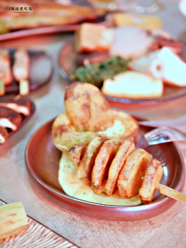 嘉義美食『碳少年』日式關東煮尬迷人串燒一次滿足,家自製午仔魚一夜干吃起來!