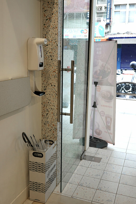 好吃台北公館冰店推薦-何家甜品鋪公館汀州店,公館好吃雪花冰外送 (11).jpg