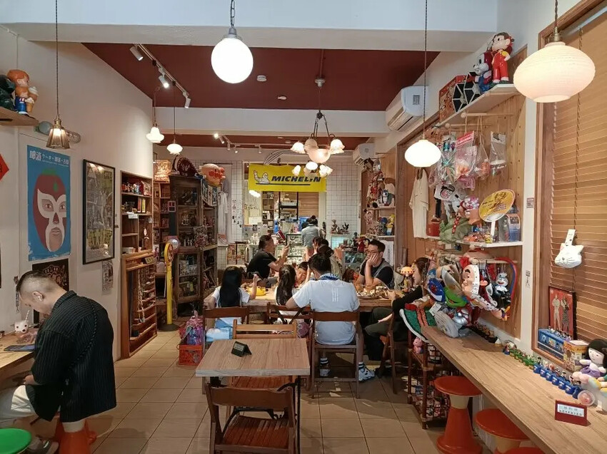 台北信義區甜點推薦！懷舊風復古咖啡廳 呷滴Jia Dee，一秒穿越昭和。