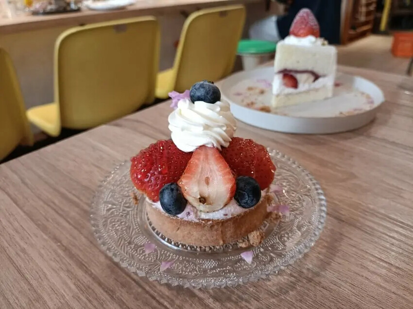 台北信義區甜點推薦！懷舊風復古咖啡廳 呷滴Jia Dee，一秒穿越昭和。