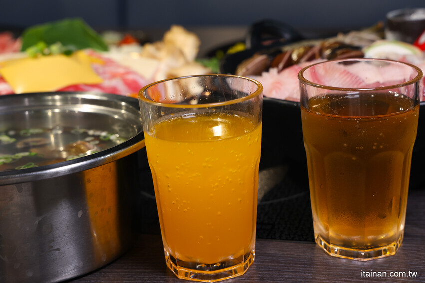 台南火鍋「貳鍋三新精緻鍋物」對中名字免費請你吃蝦蝦! @台南好Food遊