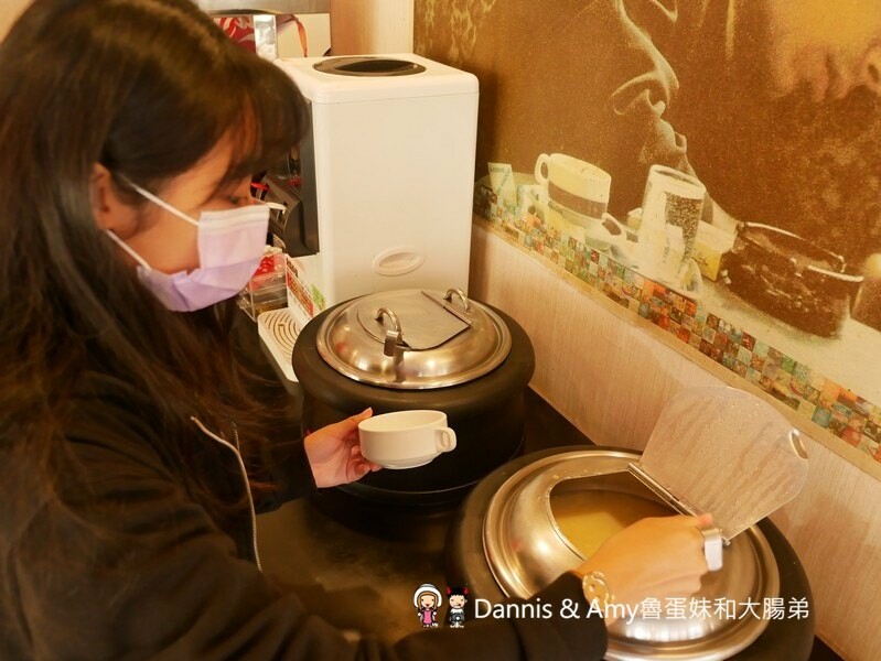 湖口牛排餐廳分享︱京典日式炸牛專賣店。肉量令人滿意熟度自己決定,自助吧飲料冰淇淋濃湯甜品無限享用 - Dannis Amy魯蛋妹大腸弟︱美食旅遊生活