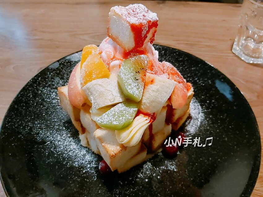 桃園火車站美食：艾提咖啡館 Aity Cafe 聚餐首選，義式料理、披薩、蜜糖吐司、鬆餅、咖啡 - 小N手札 Nancynote