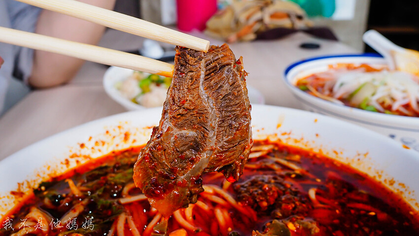 淡水美食,淡水捷運站美食,淡水中正路美食,重慶小麵,酸辣粉推薦,淡水螺獅粉,淡水酸辣粉推薦,淡水老街美食,淡水大都會廣場,淡水四川料理