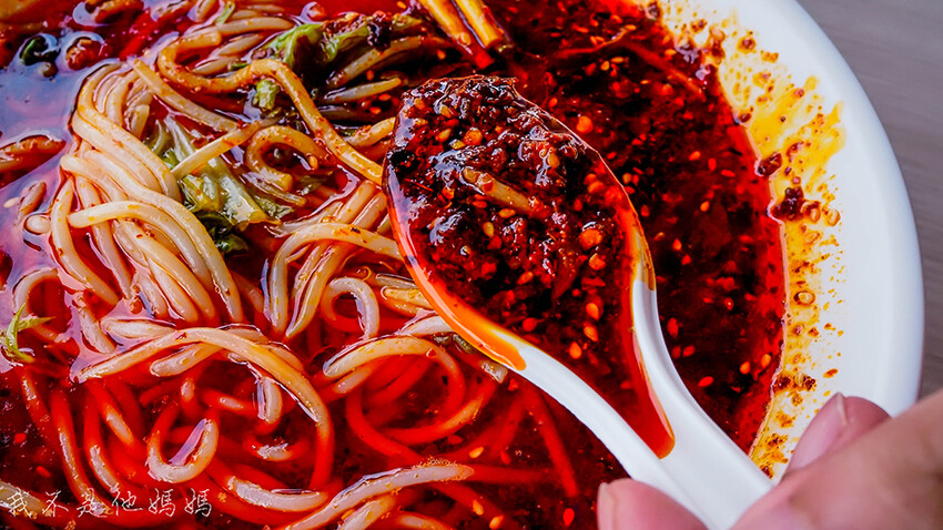 淡水美食,淡水捷運站美食,淡水中正路美食,重慶小麵,酸辣粉推薦,淡水螺獅粉,淡水酸辣粉推薦,淡水老街美食,淡水大都會廣場,淡水四川料理