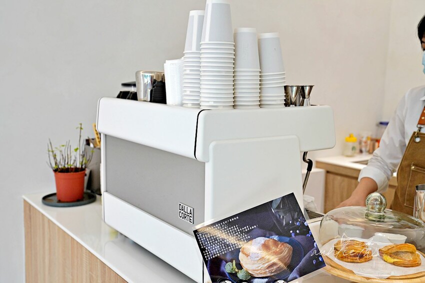 【台北】CEO Kitchen | LZPT Eatery沙漠虛無風格的裝潢與甜點咖啡廳