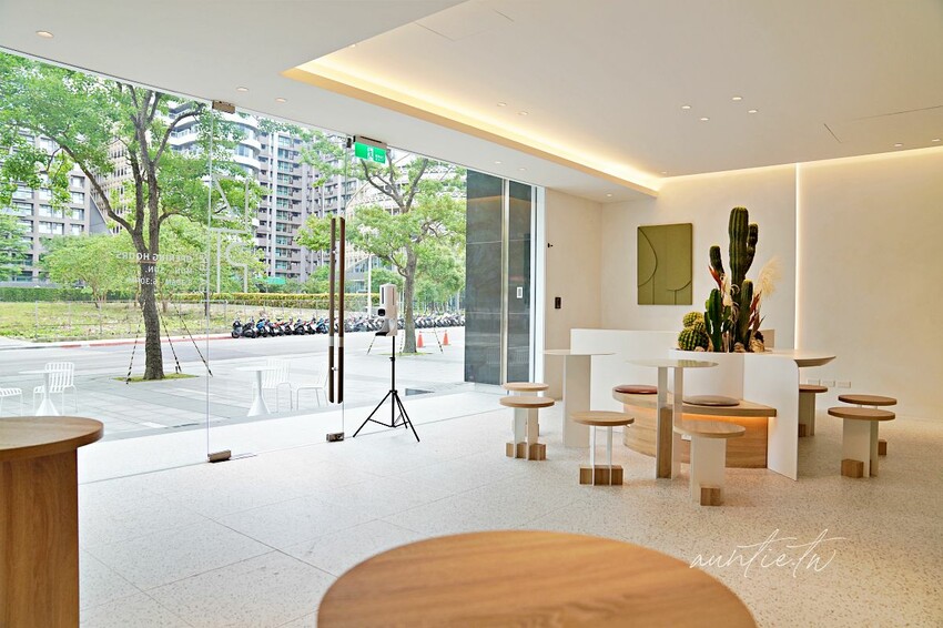 【台北】CEO Kitchen | LZPT Eatery沙漠虛無風格的裝潢與甜點咖啡廳