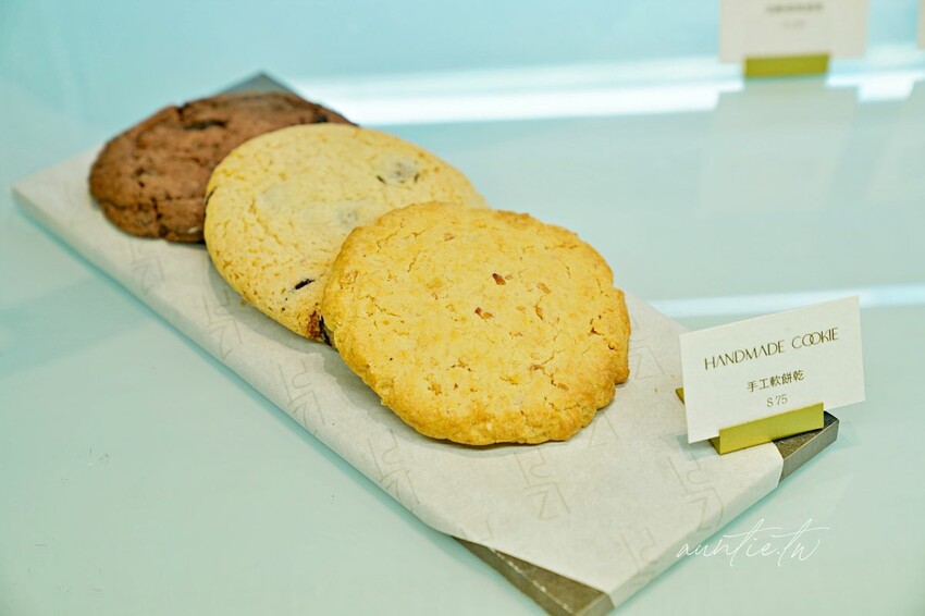 【台北】CEO Kitchen | LZPT Eatery沙漠虛無風格的裝潢與甜點咖啡廳