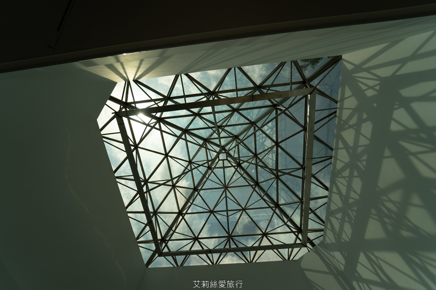 親子景點》朱銘美術館 散步玩水欣賞藝術品 親子同遊親近大自然 - 艾莉絲愛旅行