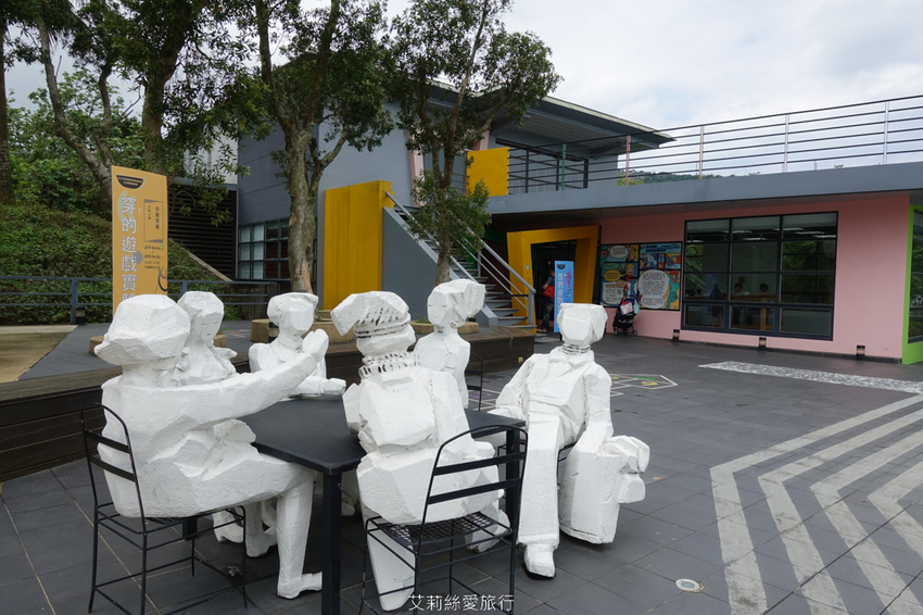 親子景點》朱銘美術館 散步玩水欣賞藝術品 親子同遊親近大自然 - 艾莉絲愛旅行