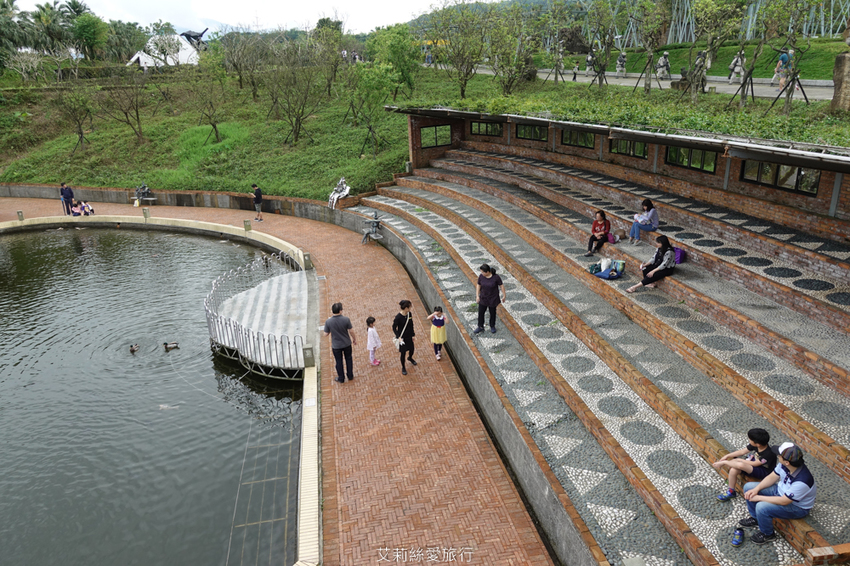 親子景點》朱銘美術館 散步玩水欣賞藝術品 親子同遊親近大自然 - 艾莉絲愛旅行