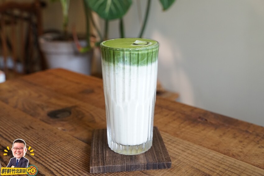 在恬靜愜意的氛圍品茶飲.享受手作甜點 買醉布丁.水蜜桃伯爵茶捲.台灣茶.馬薩拉香料奶茶