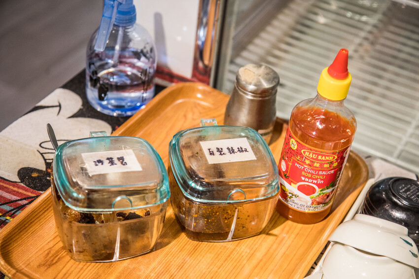 整碗都是肉肉！免百元就可以享受道地馬來西亞肉骨茶，免費續湯喝到飽