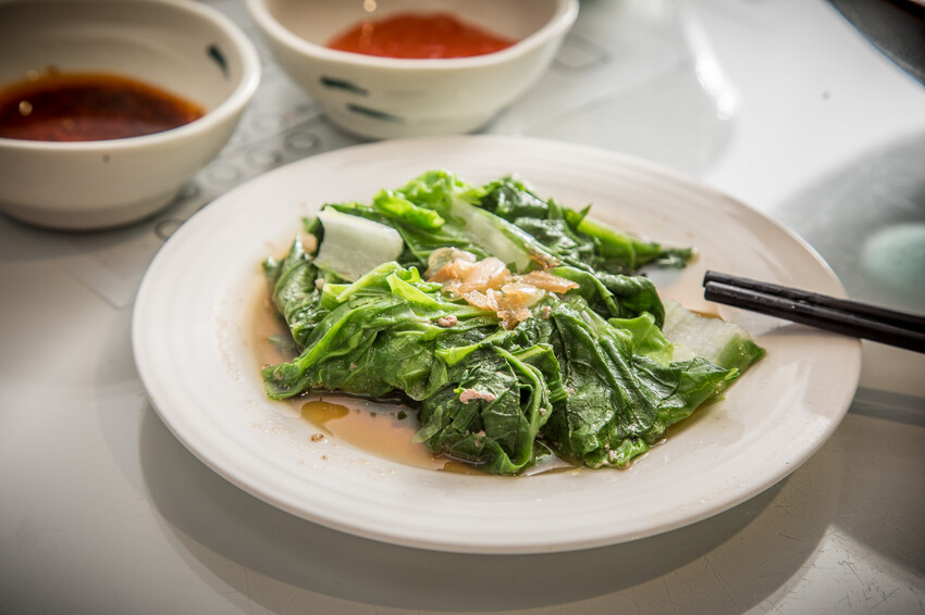 整碗都是肉肉！免百元就可以享受道地馬來西亞肉骨茶，免費續湯喝到飽