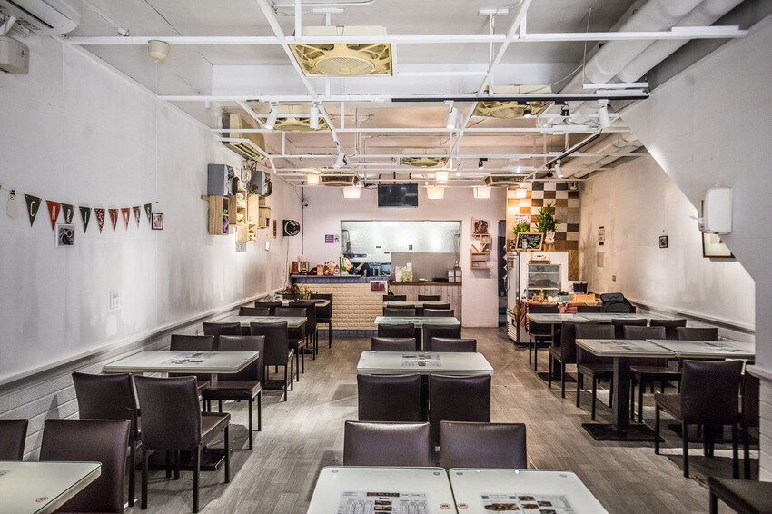 整碗都是肉肉！免百元就可以享受道地馬來西亞肉骨茶，免費續湯喝到飽