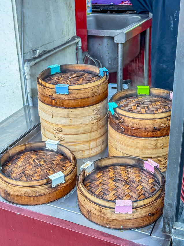 高雄市苓雅區高雄美食 – 古猗園灌湯包 x 現包現蒸滋味好 / 皮薄餡多汁鮮美