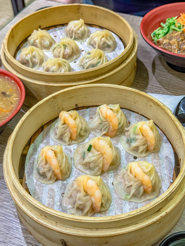 高雄市苓雅區高雄美食 – 古猗園灌湯包 x 現包現蒸滋味好 / 皮薄餡多汁鮮美