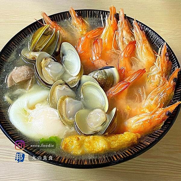 珍珠奶茶x鍋燒意麵｜新莊鍋燒意麵推薦 @neru.foodie / 丸の良食