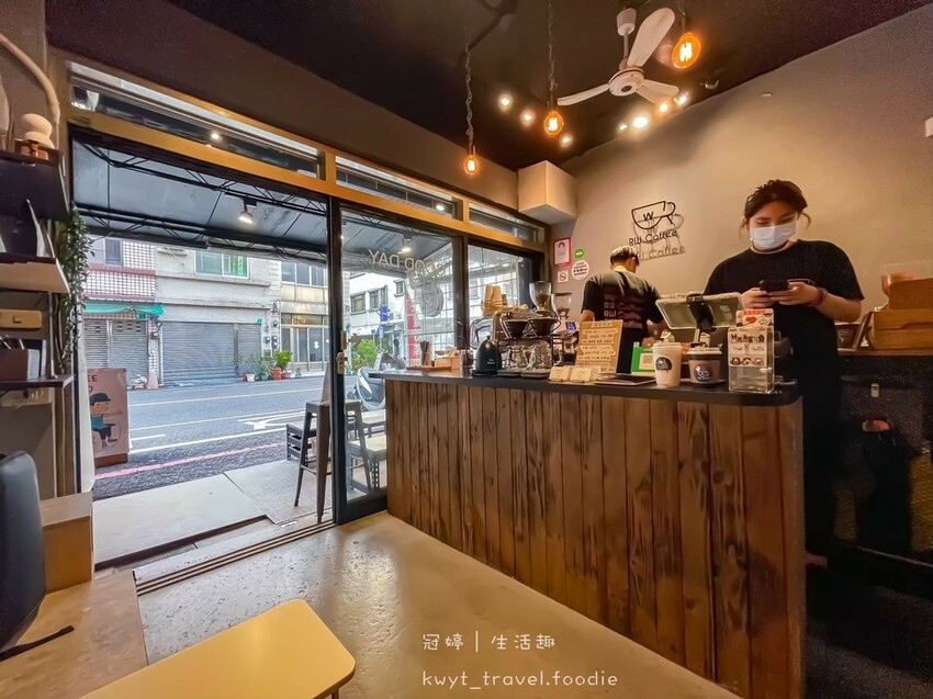 LINE_ALBUM_RW COFFEE_220320_11.jpg