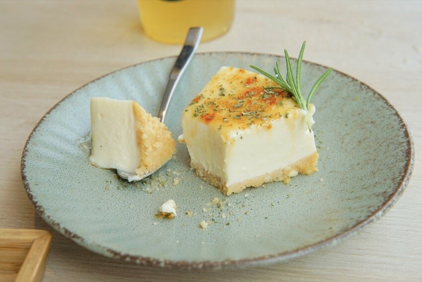 食久。茶事|台中大里美食-超美玻璃貨櫃屋咖啡廳、美味下午茶|台中餐廳推薦