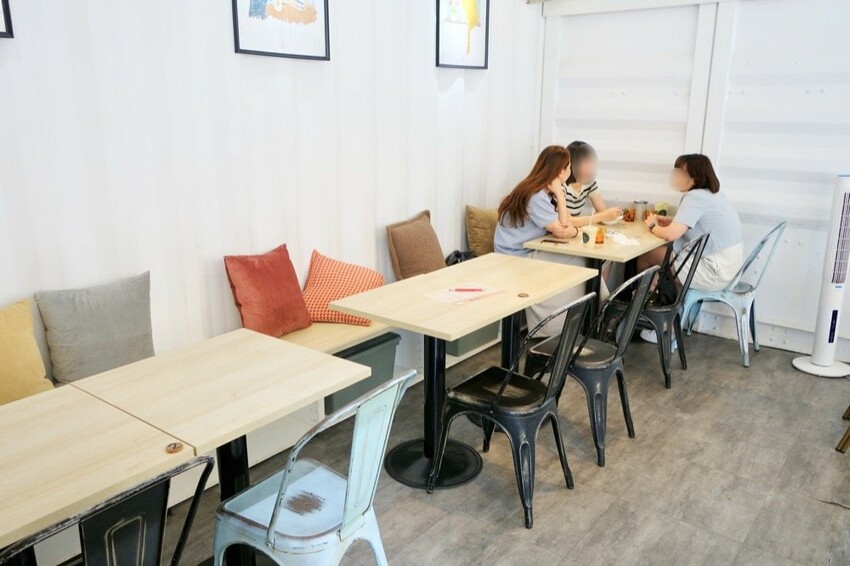 食久。茶事|台中大里美食-超美玻璃貨櫃屋咖啡廳、美味下午茶|台中餐廳推薦