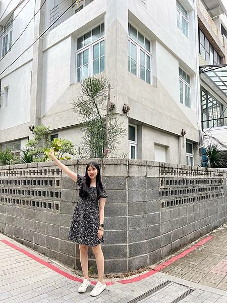 (台南旅遊)納春公寓民宿 台南中西區民宿/包棟/親子/情侶/旅遊推薦 隱身在蝸牛巷中 文青質感系民宿