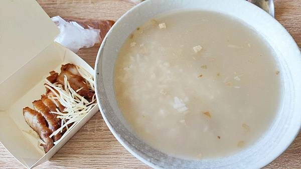 【台北美食】古早味麵店｜一個人吃不完的超大份量乾麵