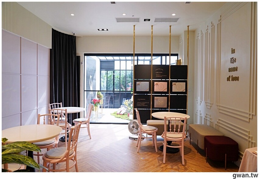 第一次吃到這麼多檸檬丁的小蛋糕，酸甜不膩好特別！限量禮盒建議先預訂