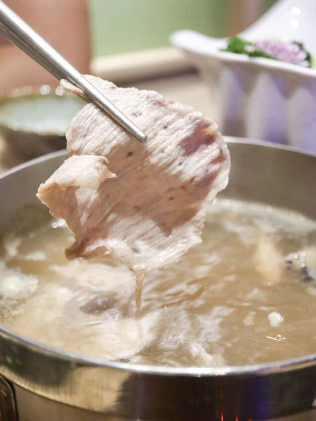 蟳鮮屋桃園藝文特區新開幕火鍋，吸睛水族箱海產現點現撈 – Iris eating