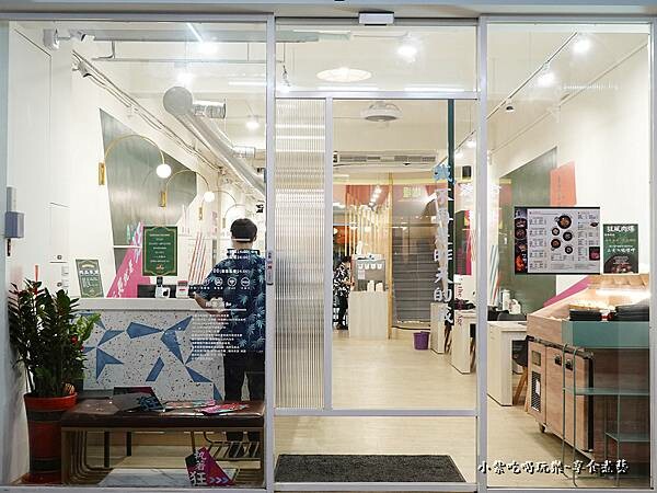 一樓用餐環境-狂一鍋中壢中山東店 (2).jpg