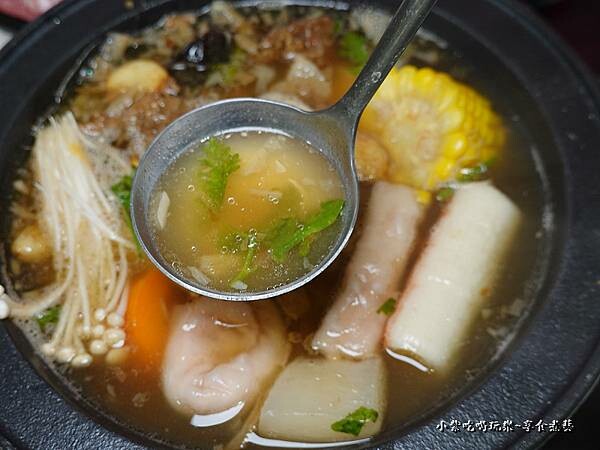 功夫排骨酥鍋-狂一鍋中壢中山東店 (8).jpg