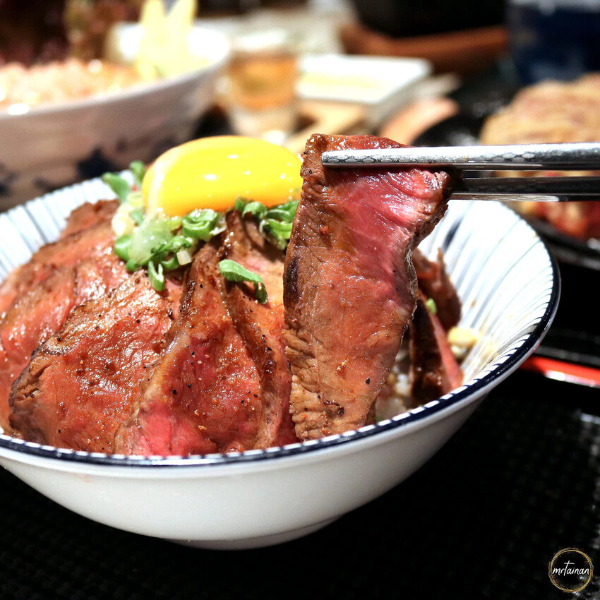台南日式丼飯/招牌人氣必點炸牛排/內用湯品飲料白飯小菜無限量供應/價格實在CP值高/壽星優惠生日聚餐推薦/不用出國一秒到日本