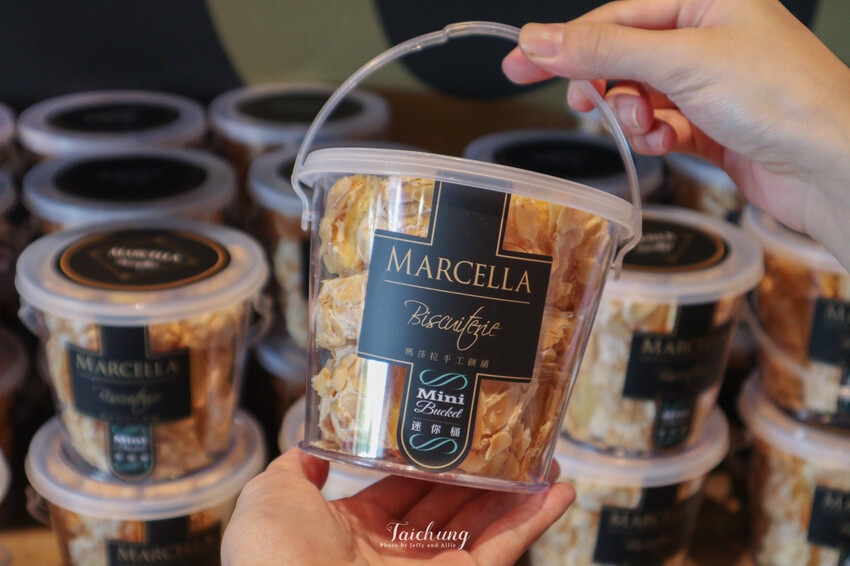 【台中美食】瑪莎拉手工餅舖，網紅必拍的絕美餅舖，人氣熱銷杏仁千層秒殺酥！