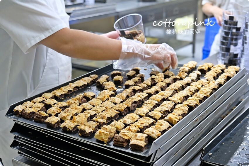 台中伴手禮推薦|瑪莎拉手工餅舖像是童話餅乾屋！超夯秒殺酥超刷嘴 - 棉花糖的天空