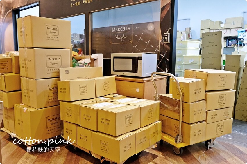 台中伴手禮推薦|瑪莎拉手工餅舖像是童話餅乾屋！超夯秒殺酥超刷嘴 - 棉花糖的天空