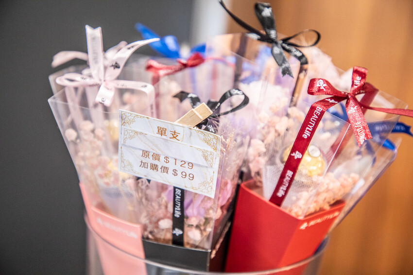 新北市中和區凝甜手作甜點｜甜點控快收！吃過一次就回不去，鄉民們推爆入口即化手作千層蛋糕