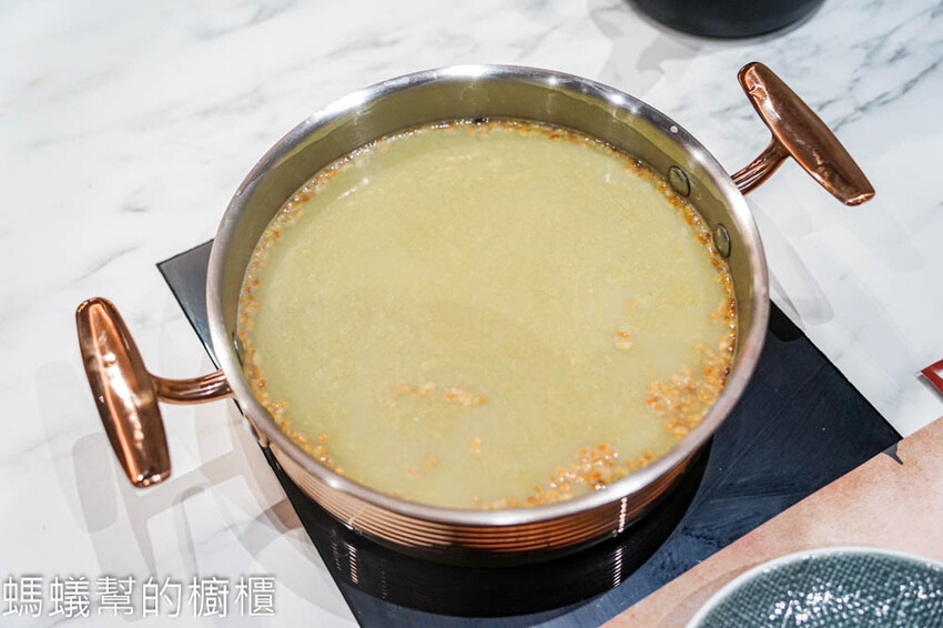 嗑肉石鍋軍福店 | 台中北屯火鍋，時髦英倫風，頂級全牛雙人餐。 - 螞蟻幫的櫥櫃