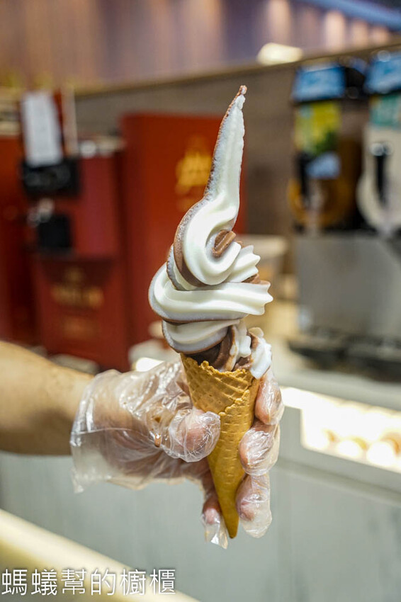 嗑肉石鍋軍福店 | 台中北屯火鍋，時髦英倫風，頂級全牛雙人餐。 - 螞蟻幫的櫥櫃