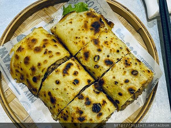 20220604_022205658_iOS-1