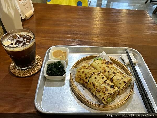 20220604_022114167_iOS-1