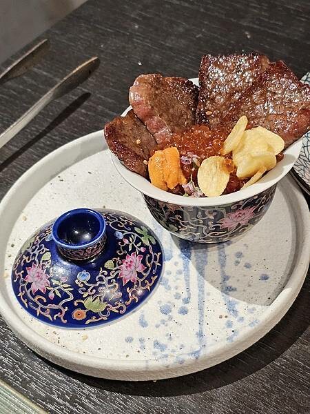 (胖樺食記)板橋府中站推薦單點燒肉「發肉燒肉餐酒」/可唱卡拉