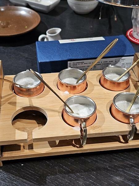 (胖樺食記)板橋府中站推薦單點燒肉「發肉燒肉餐酒」/可唱卡拉